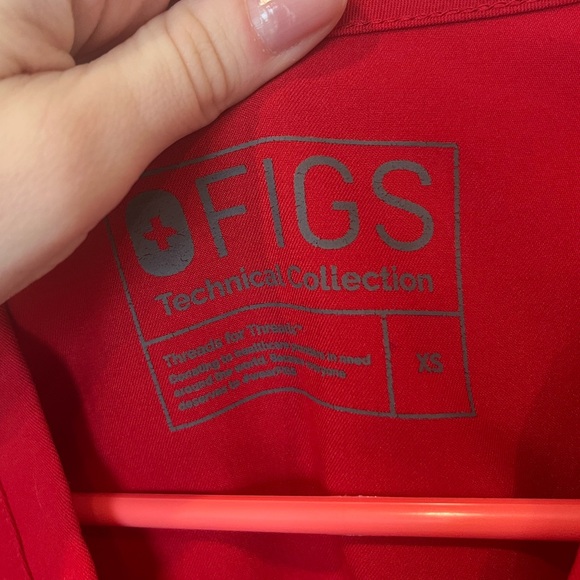 Figs Catarina One Pocket Scrub Top Size XS - Picture 2 of 5